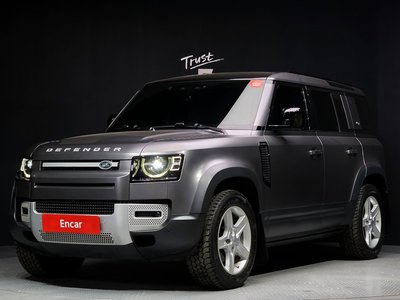 LAND ROVER DEFENDER - 1