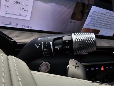 2024 Genesis GV80 — миниатюра 25