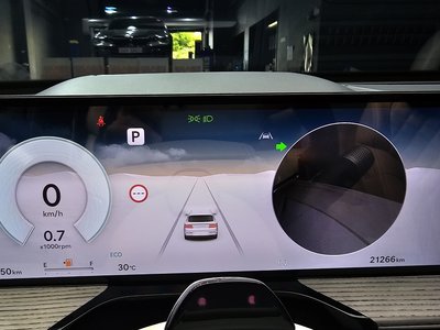 2024 Genesis GV80 — миниатюра 11