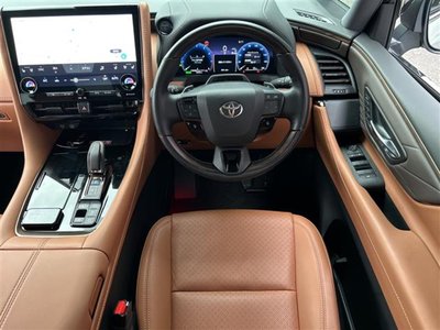 2024 Toyota VELLFIRE photo 9