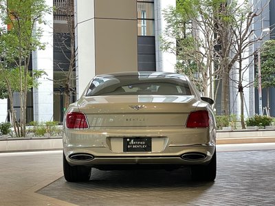 BENTLEY FLYING SPUR - 6