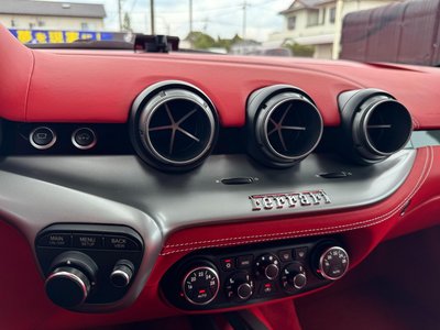 2014 FERRARI F12 BERLINETTA thumbnail 28