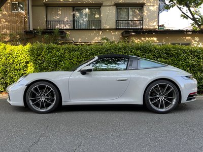 PORSCHE 911 - 6