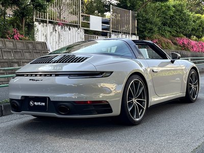 PORSCHE 911 - 9
