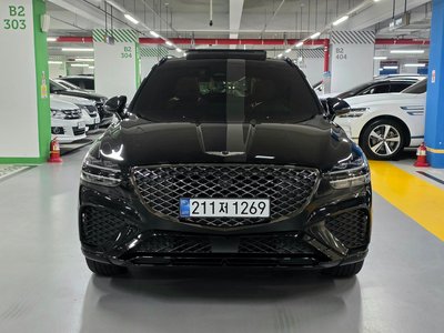 صورة 4 لـ 2022 Genesis GV70