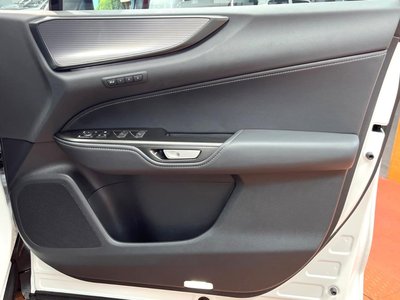 2025 Lexus NX — миниатюра 67