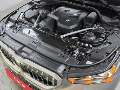 2025 BMW 5 SERIES 照片 7