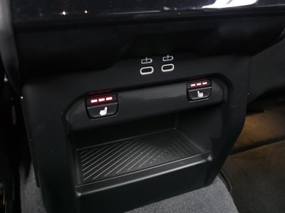 2025 BMW 5 SERIES 缩略图 28