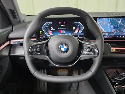 2025 BMW 5 SERIES 缩略图 21