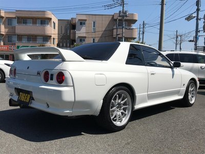 NISSAN SKYLINE GT-R - 2