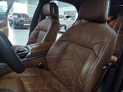 2023 BMW 7 SERIES photo 6