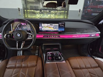 2023 BMW 7 SERIES photo 9