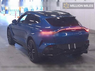 ASTON MARTIN DBX - 2