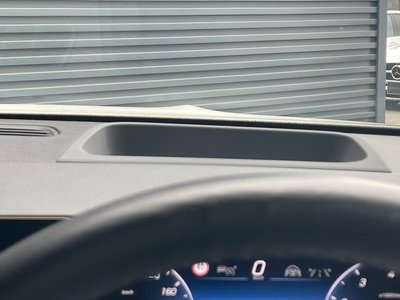 2025 Mercedes-BENZ GLB AMG — миниатюра 11