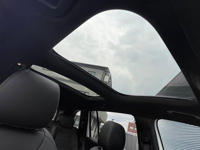 2025 Mercedes-BENZ GLB AMG — миниатюра 20