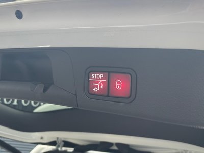 2025 Mercedes-BENZ GLB AMG — миниатюра 30
