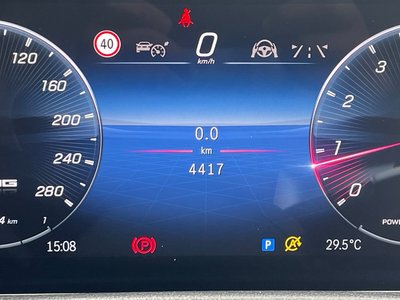 2025 Mercedes-BENZ GLB AMG 照片 5