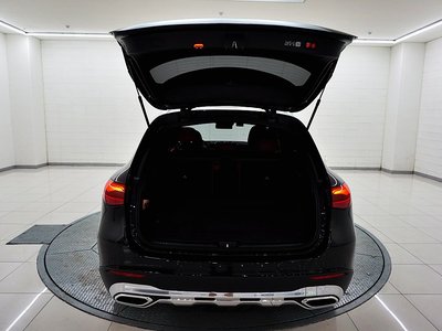 2025 Mercedes-BENZ GLC 缩略图 19