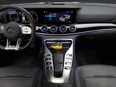 صورة 4 لـ 2021 Mercedes-BENZ GT AMG