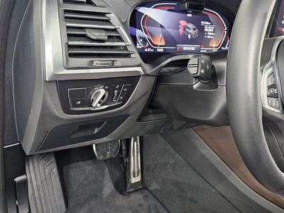 2025 BMW X4 缩略图 22