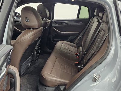 2025 BMW X4 缩略图 18