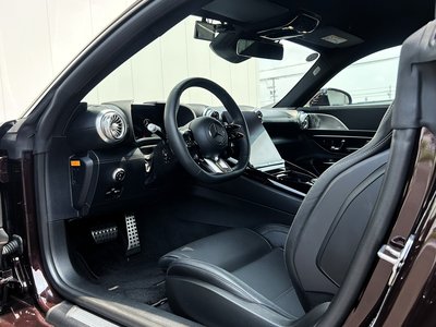 2025 Mercedes-BENZ GT AMG thumbnail 50