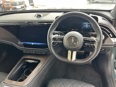 MERCEDES-BENZ E-CLASS - 9