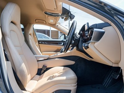PORSCHE PANAMERA - 7