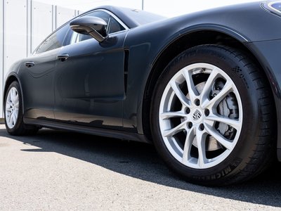 PORSCHE PANAMERA - 5