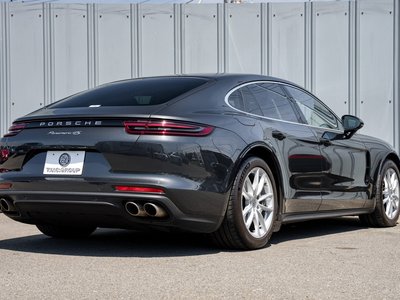 PORSCHE PANAMERA - 8