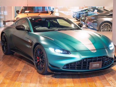 ASTON MARTIN VANTAGE - 5