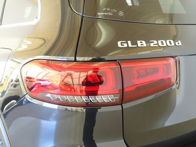 MERCEDES-BENZ GLB - 9