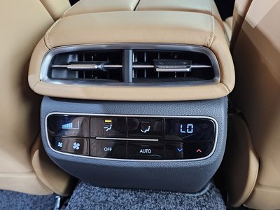 2021 Genesis G80 (RG3) thumbnail 31