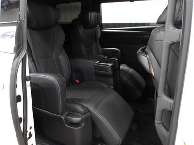 2024 Toyota ALPHARD — миниатюра 14