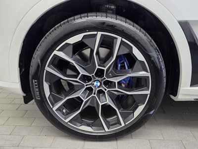 BMW X7 - 6