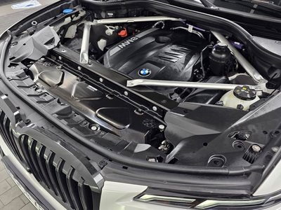 BMW X7 - 7