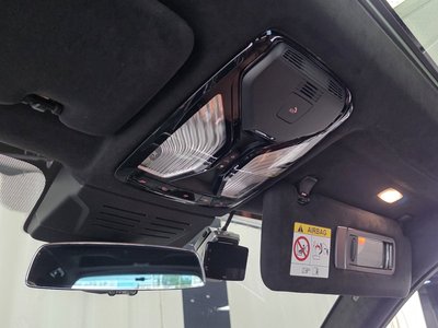 2025 BMW X7 — миниатюра 32