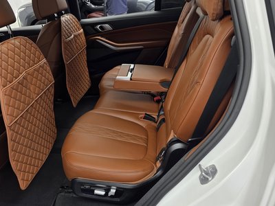 2025 BMW X7 — миниатюра 16