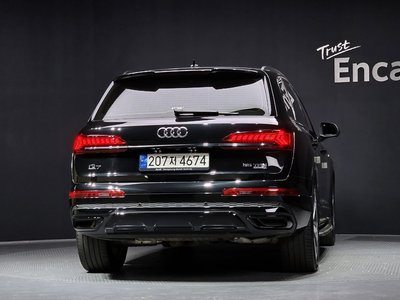 AUDI Q7 - 4
