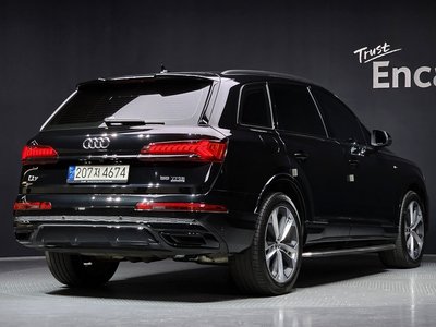 AUDI Q7 - 3