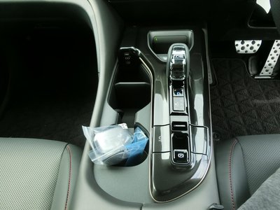 2026 Toyota CROWN CROSSOVER 缩略图 14