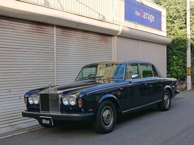 ROLLS-ROYCE SILVER WRAITH