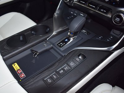 صورة مصغرة 25 لـ 2025 Lexus LX