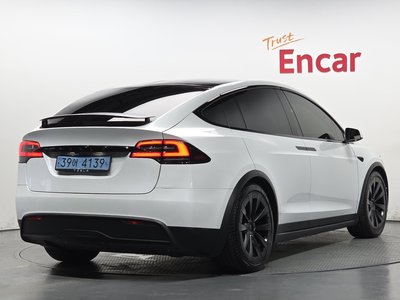 2023 Tesla MODEL X — фото 4
