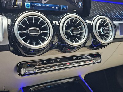 2024 Mercedes-BENZ GLB — миниатюра 19