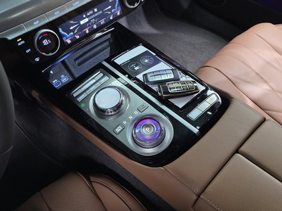 GENESIS G80 (RG3) - 9