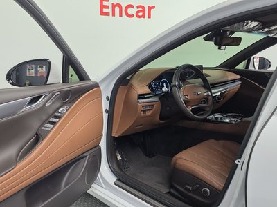 GENESIS G80 (RG3) - 10