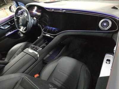 MERCEDES-BENZ EQE - 3