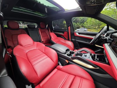 صورة مصغرة 15 لـ 2024 Porsche CAYENNE