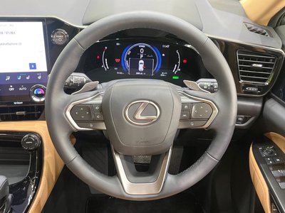 2025 Lexus NX thumbnail 11